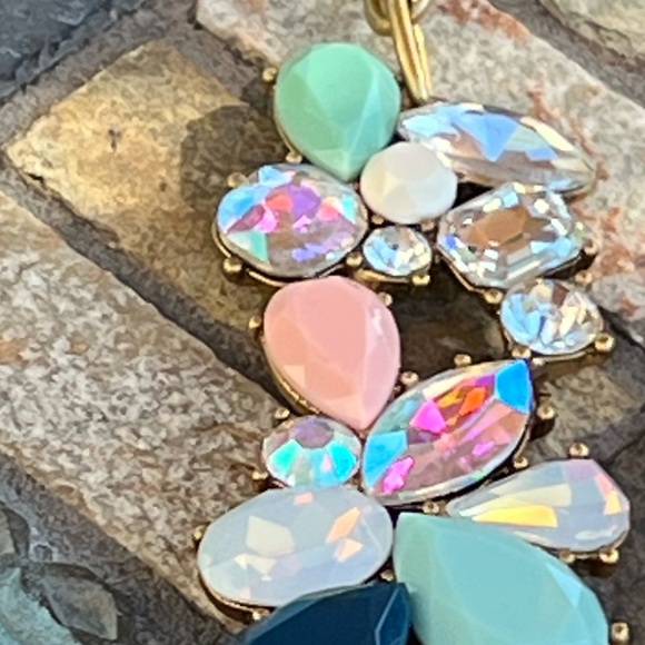 J. Crew Necklace Timeless, Love the Combo of colors that You SMILE 🥰 - Picture 3 of 7